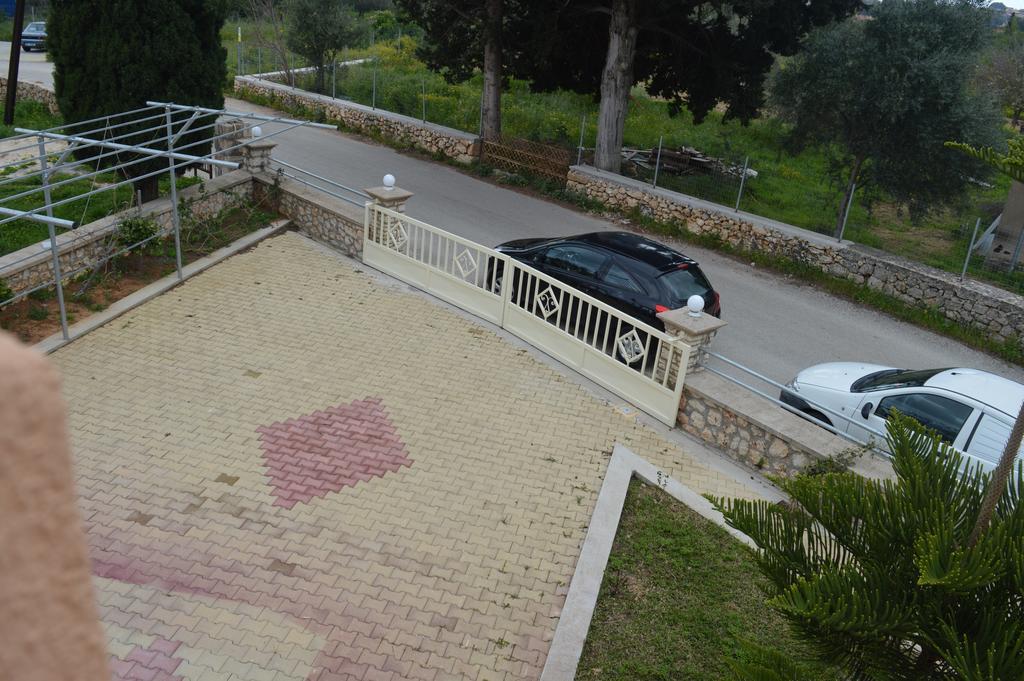 Mel'S Apartments Песада Экстерьер фото